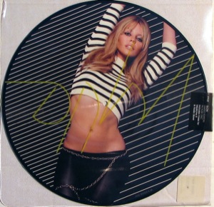 Kylie Minogue - Slow